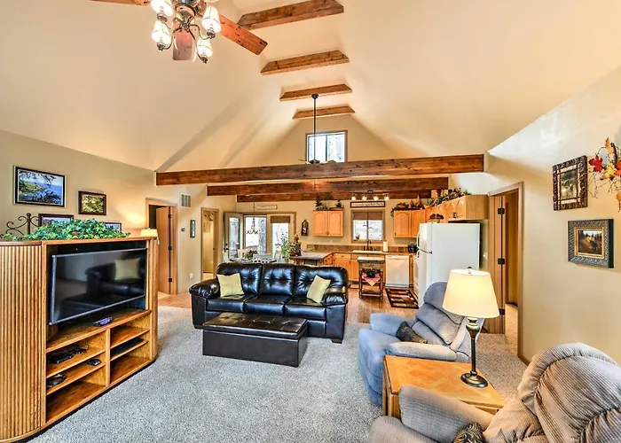 Relax Fireside! Peaceful Forest Haven In Holiday home