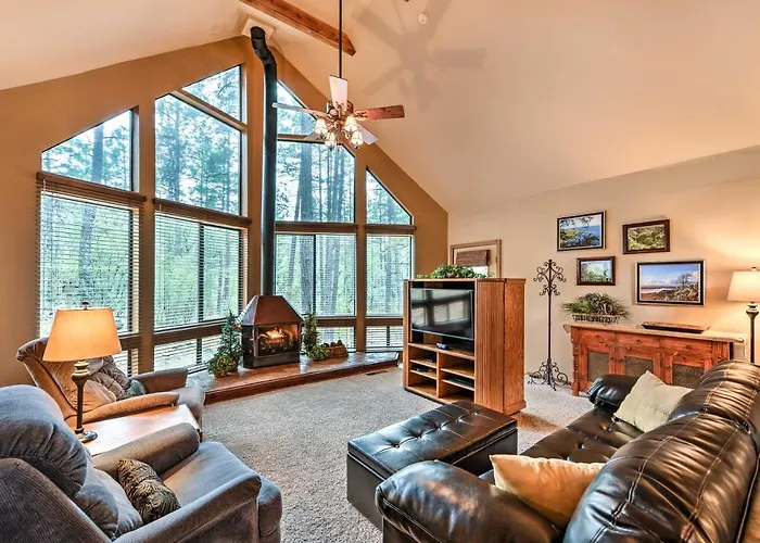Relax Fireside! Peaceful Forest Haven In *